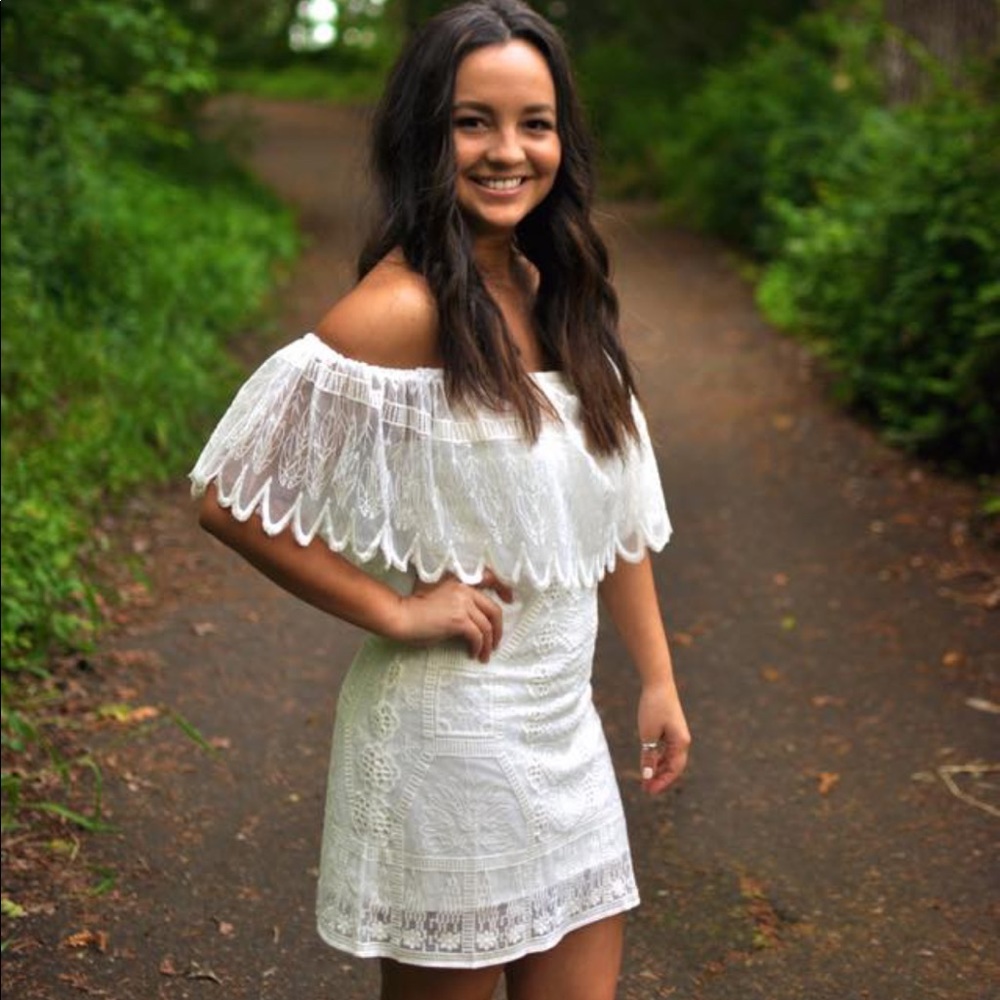 White lace dress